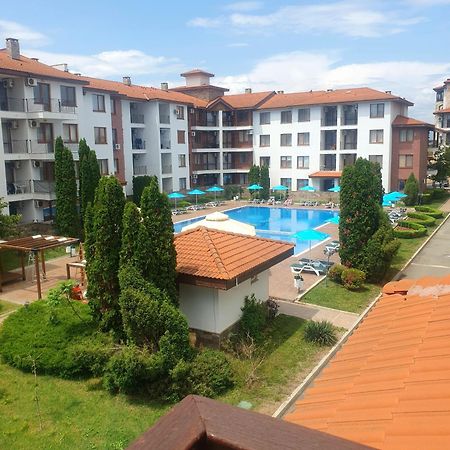 Family Hotel Apolon Несебир Екстер'єр фото