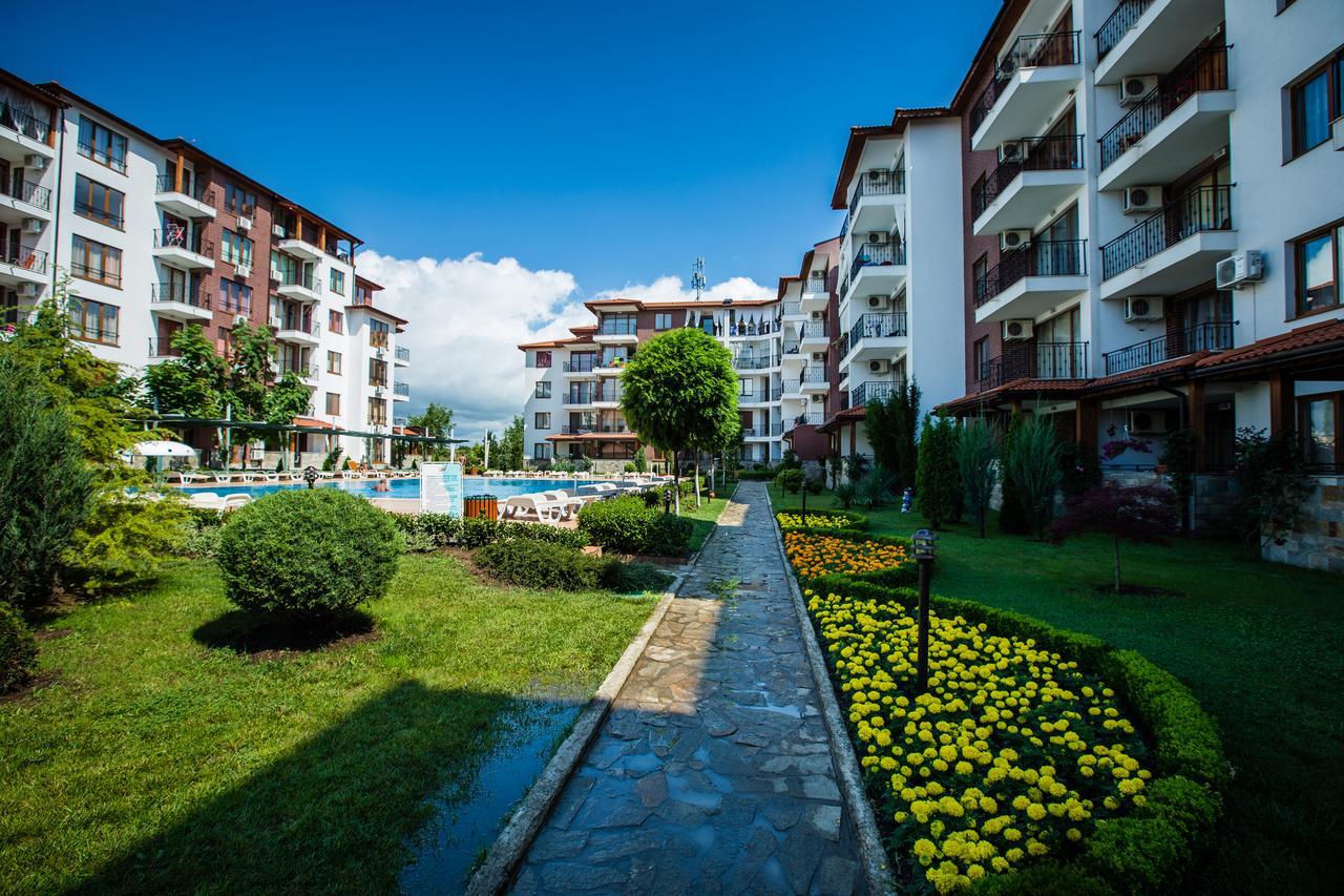 Family Hotel Apolon Несебир Екстер'єр фото