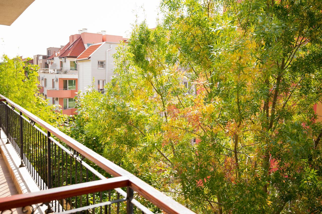 Family Hotel Apolon Несебир Екстер'єр фото